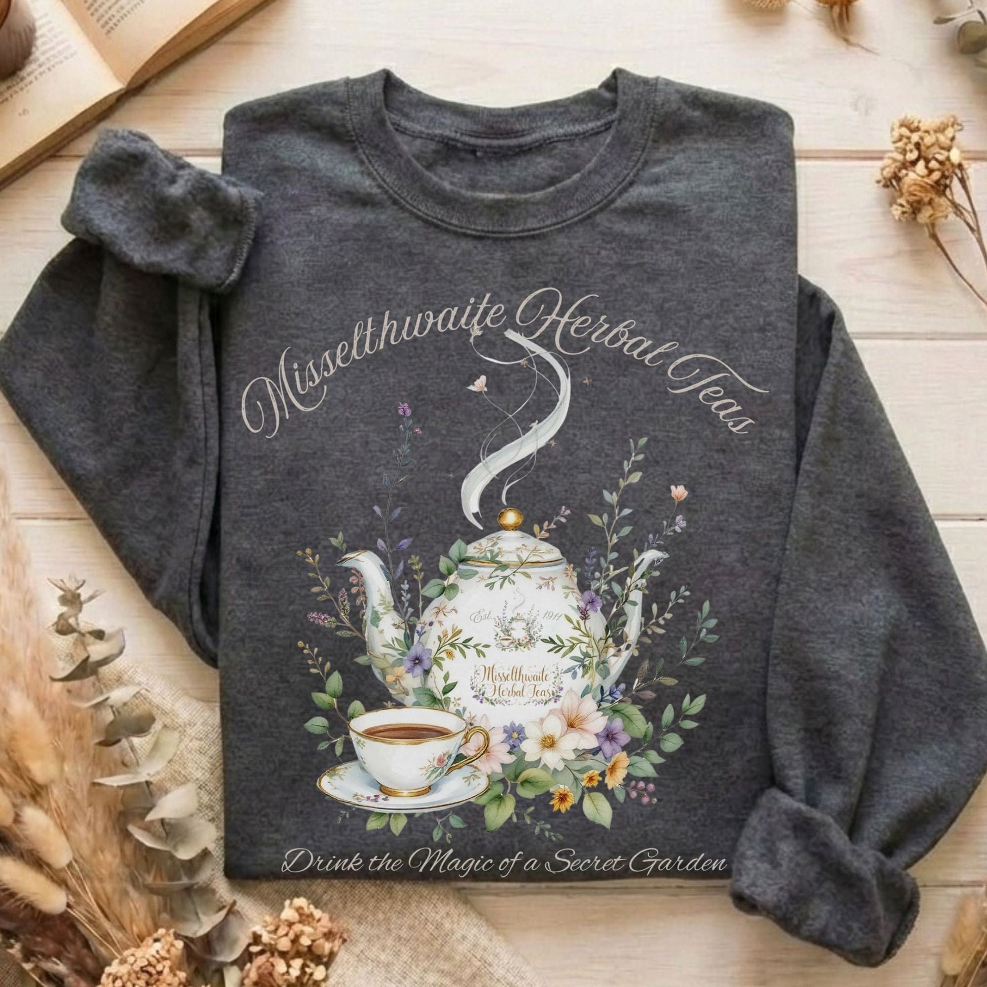 Sweatshirt Dark Heather / S Design 146 Sweatshirt The Mystic Eden