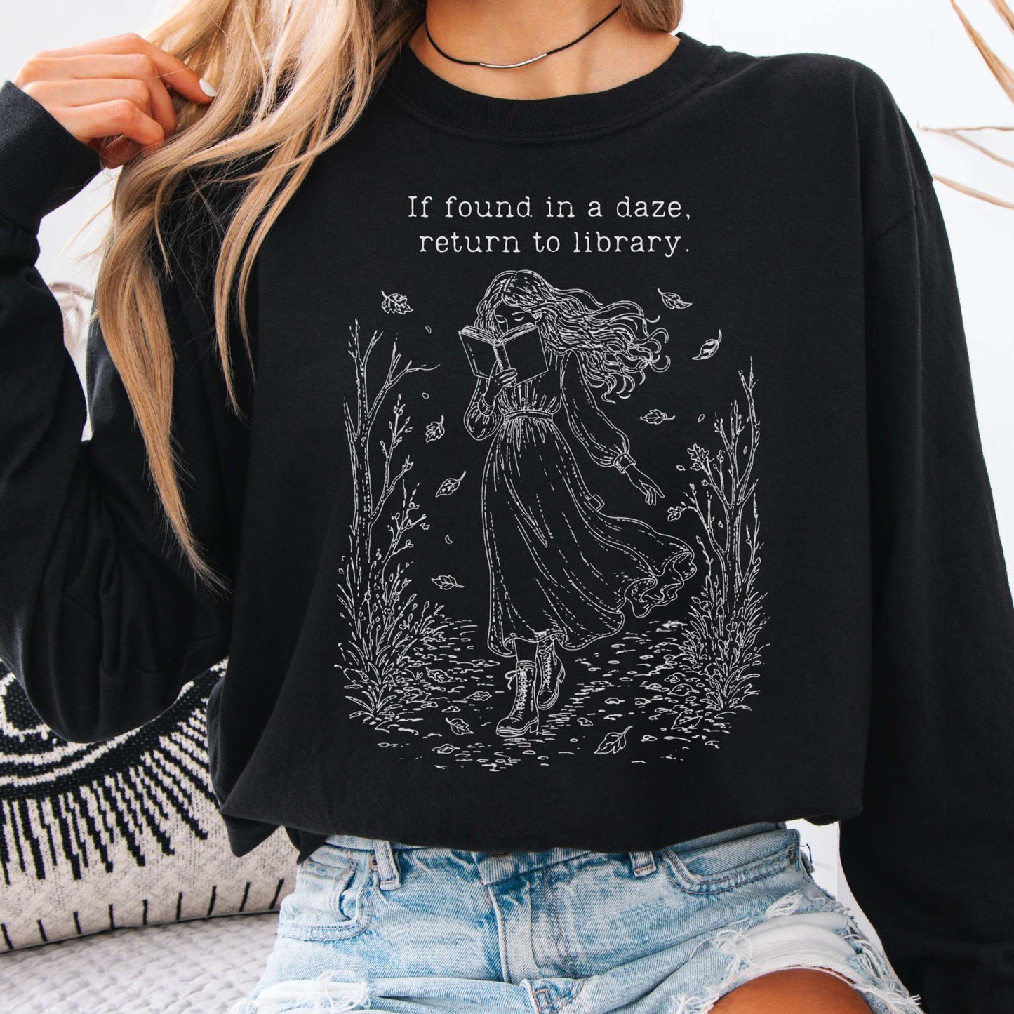 Long-sleeve Black / S If Found in a Daze, Return to Library Long Sleeve The Mystic Eden