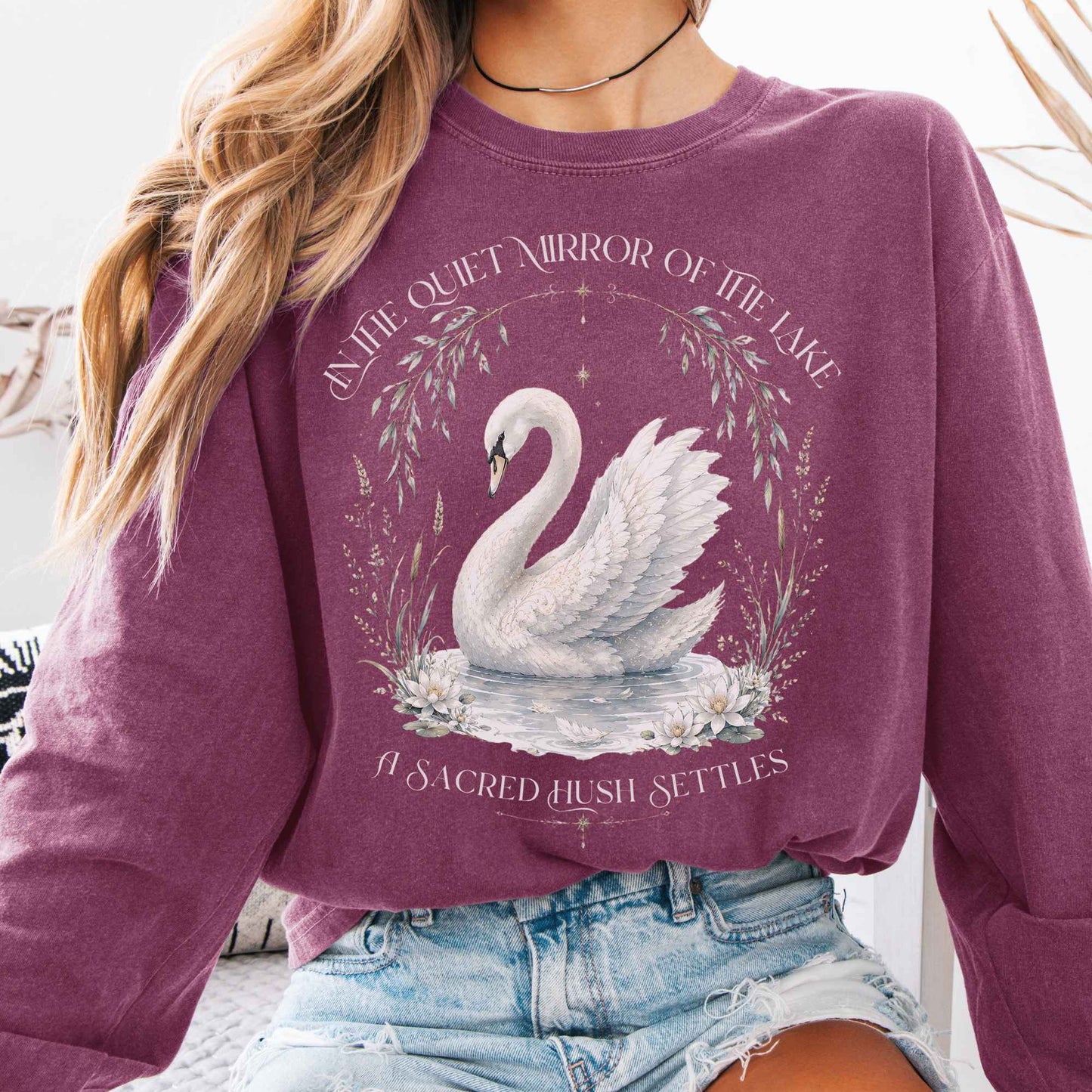 Long-sleeve Berry / S In The Quiet Mirror Swan Long Sleeve The Mystic Eden