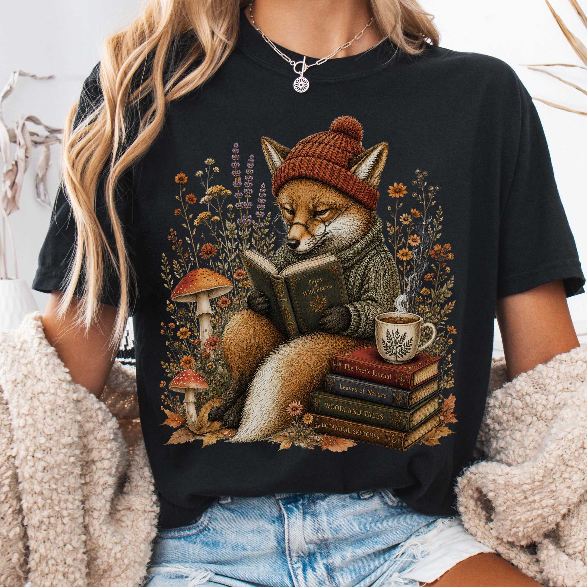T-Shirt Black / S The Woodland Reader Fox T-Shirt The Mystic Eden