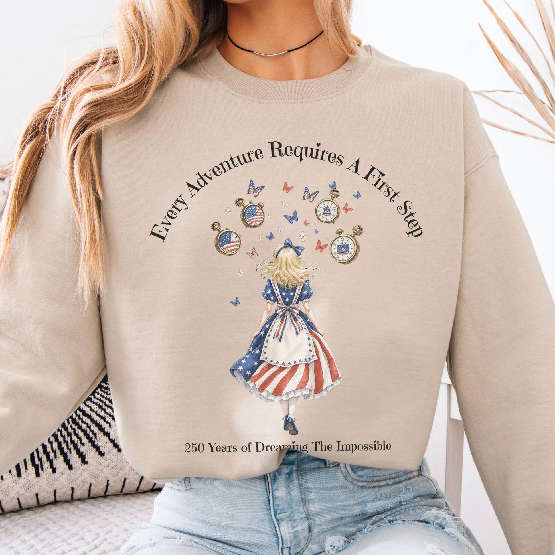 Sweatshirt Sand / S 250 Years of Dreaming the Impossible American Alice Crewneck Sweatshirt The Mystic Eden