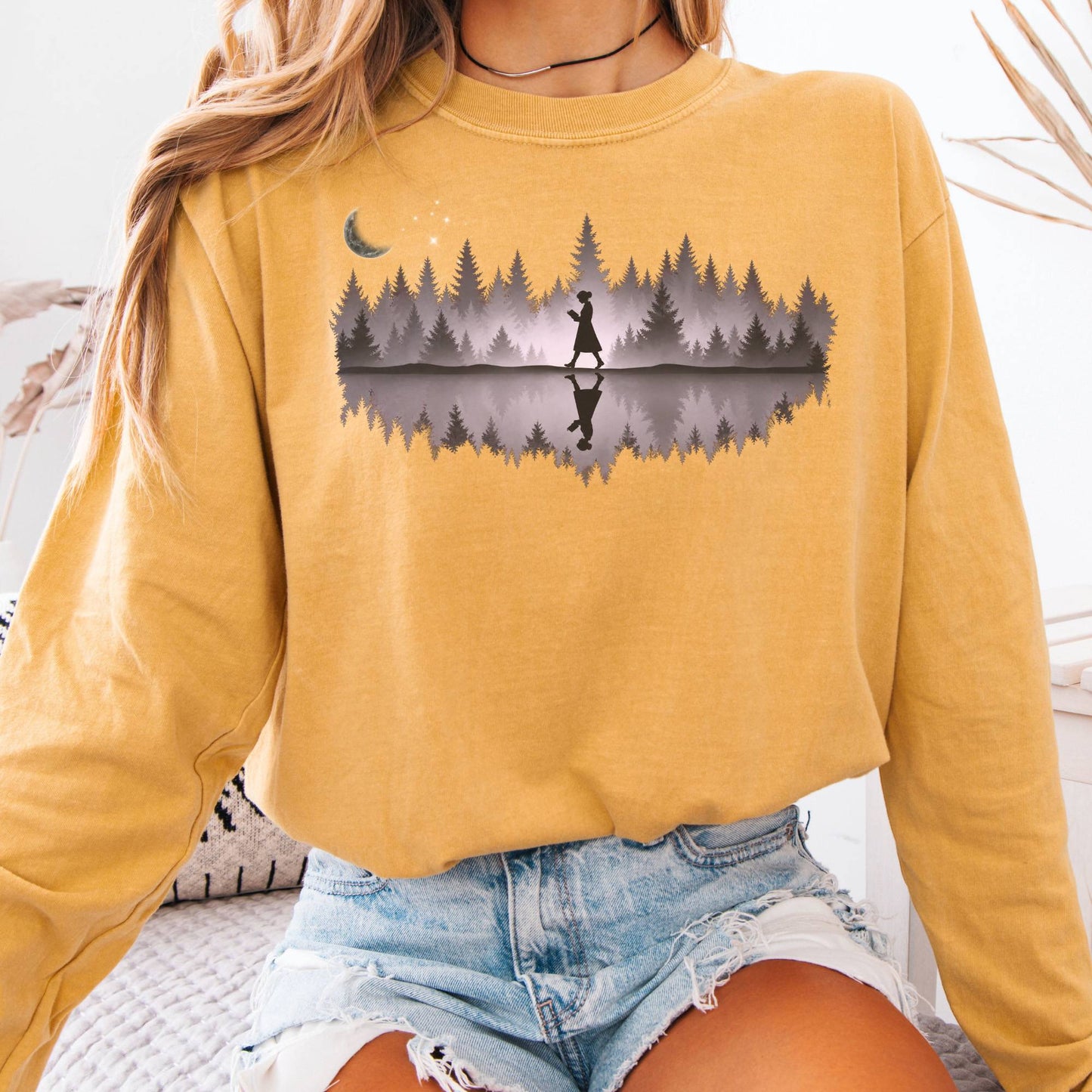 Long-sleeve Mustard / S Midnight Reader Long Sleeve The Mystic Eden