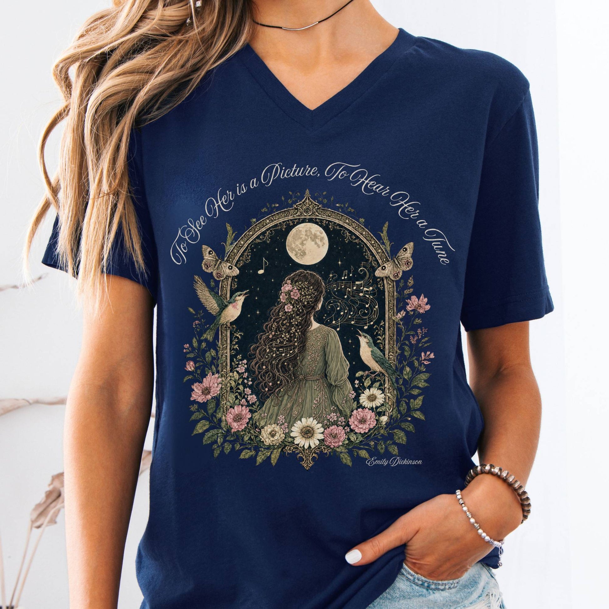 V-neck Navy / S To See Her Is a Picture, To Hear Her a Tune Dickinson V-Neck The Mystic Eden