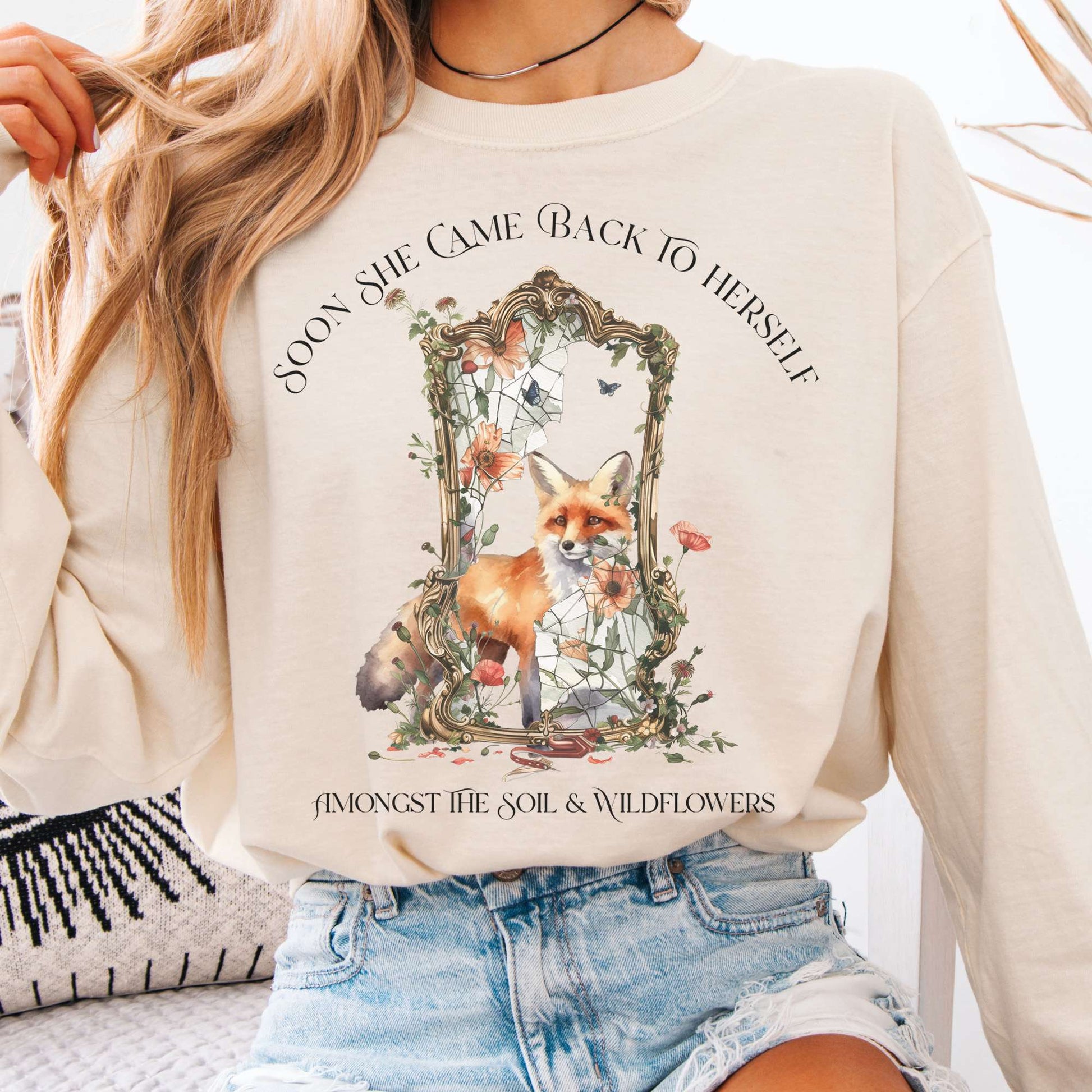 Long-sleeve Ivory / S Soon She Came Back to Herself  Long Sleeve The Mystic Eden