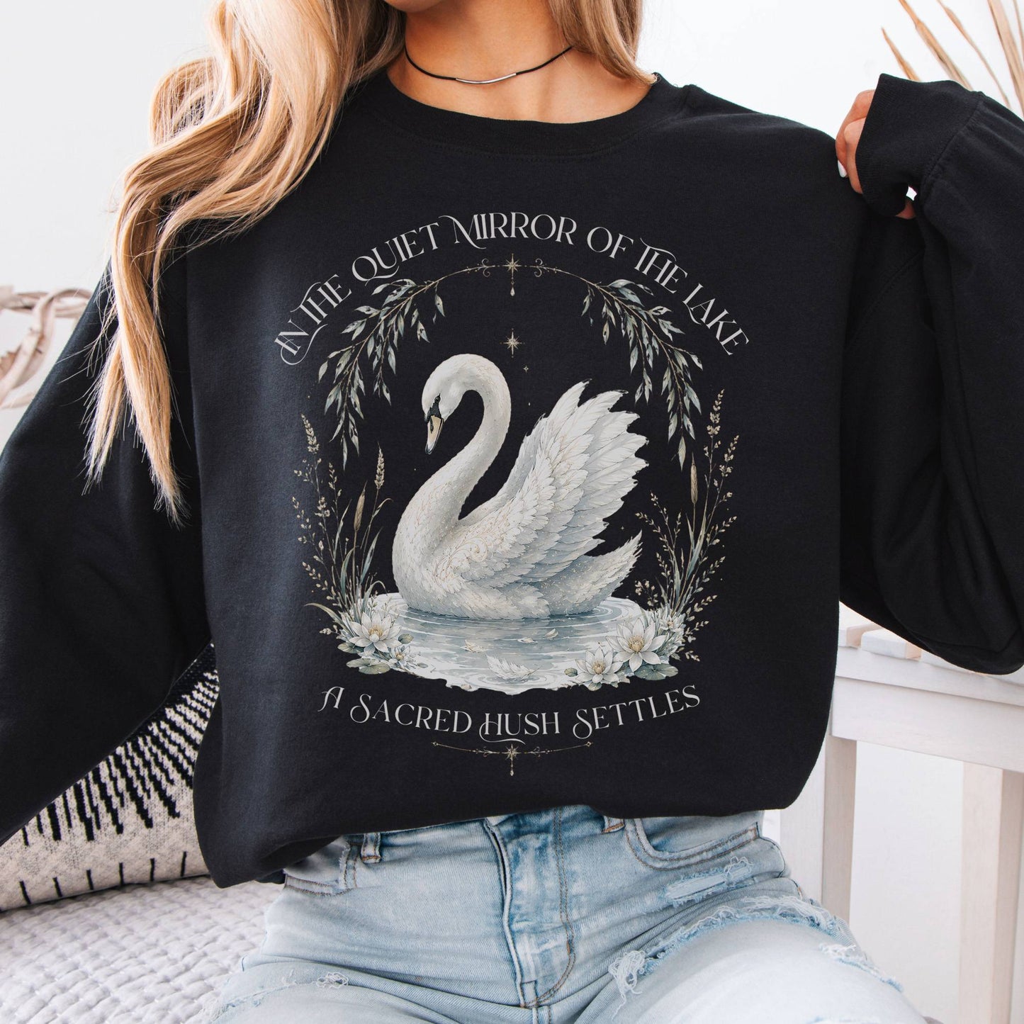 Sweatshirt Black / S In The Quiet Mirror Swan Crewneck Sweatshirt The Mystic Eden