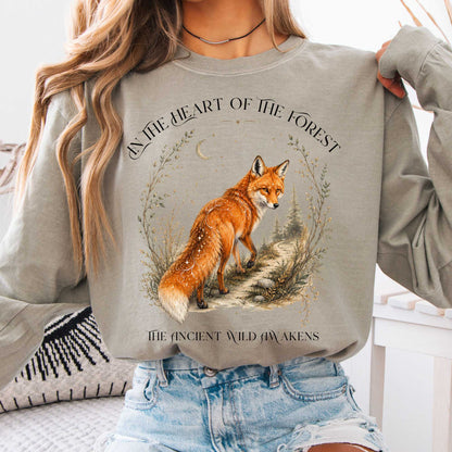 Long-sleeve Sandstone / S In the Heart of the Forest The Ancient Wild Awakens Fox Long Sleeve The Mystic Eden