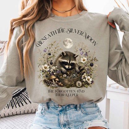 Long-sleeve Sandstone / S Beneath the Silver Moon Raccoon Sleeve The Mystic Eden