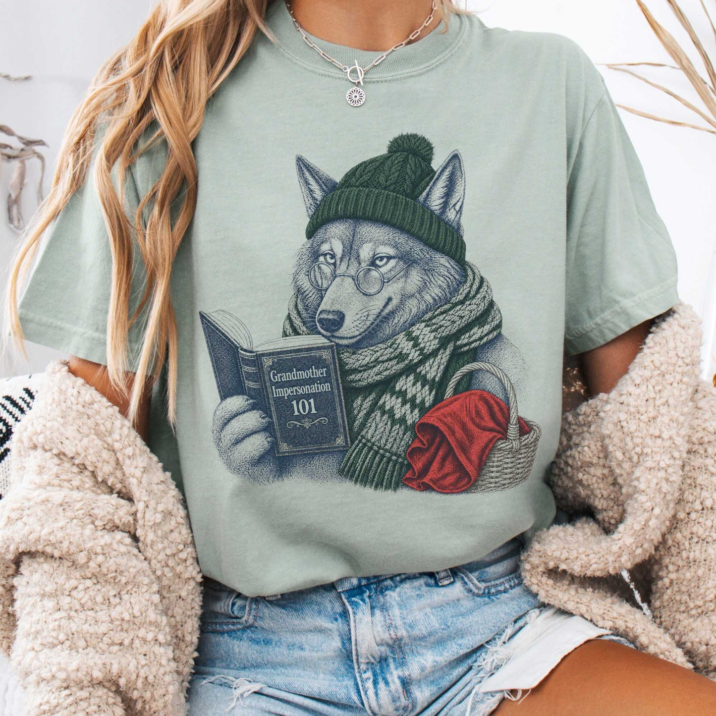 T-Shirt Bay / S Grandmother Impersonation 101 Wolf Red Riding Hood T-Shirt The Mystic Eden