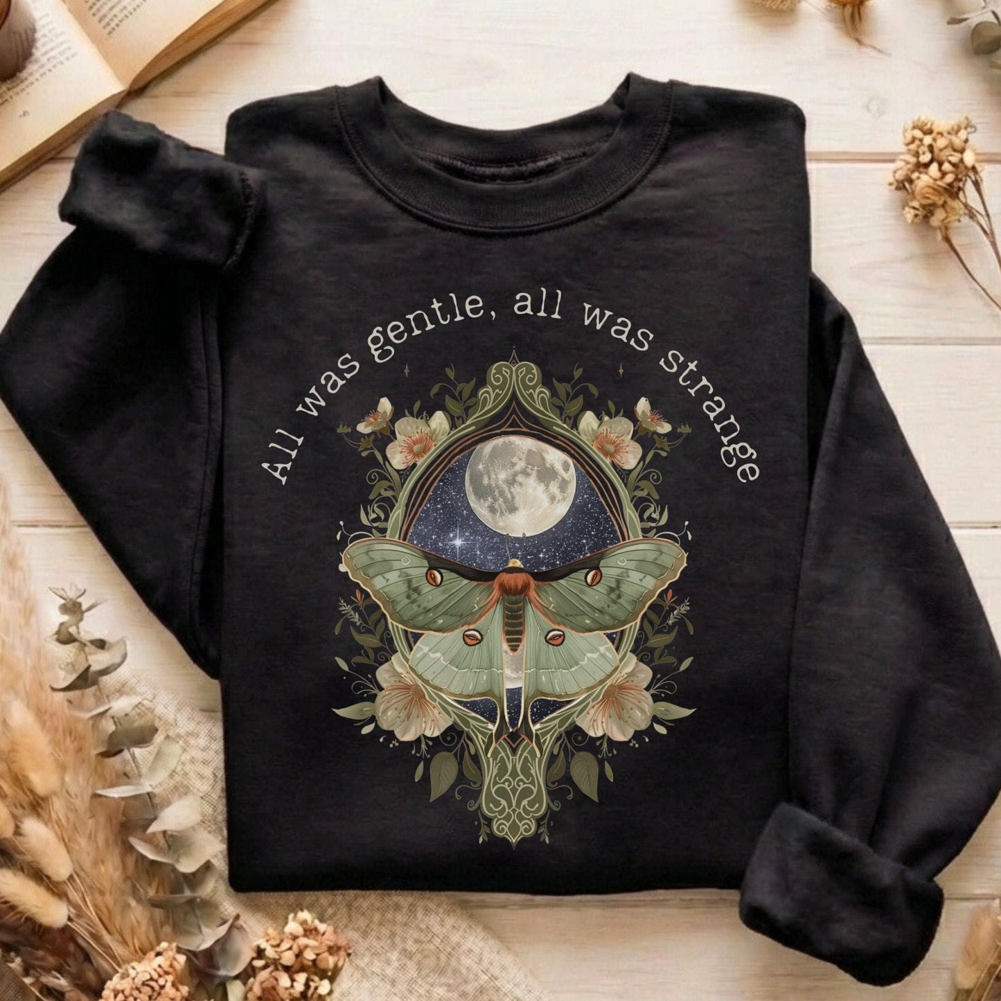 Sweatshirt Black / S Design 267 Crewneck Sweatshirt The Mystic Eden