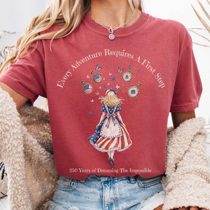 T-Shirt Crimson / S 250 Years of Dreaming the Impossible American Alice T-Shirt The Mystic Eden