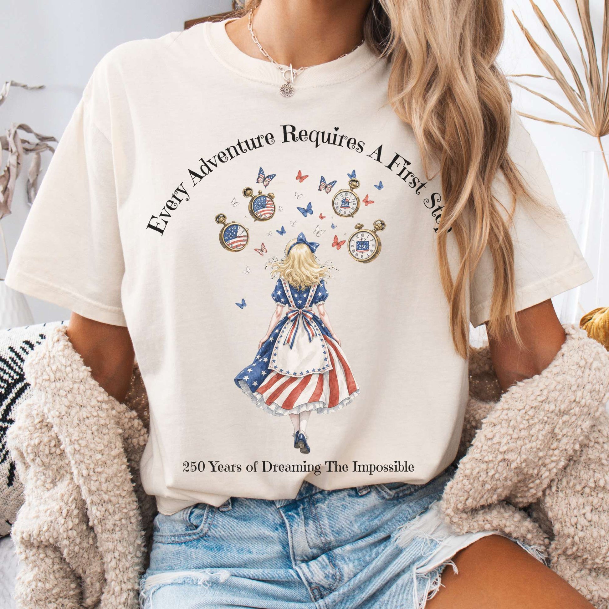 T-Shirt Ivory / S 250 Years of Dreaming the Impossible American Alice T-Shirt The Mystic Eden