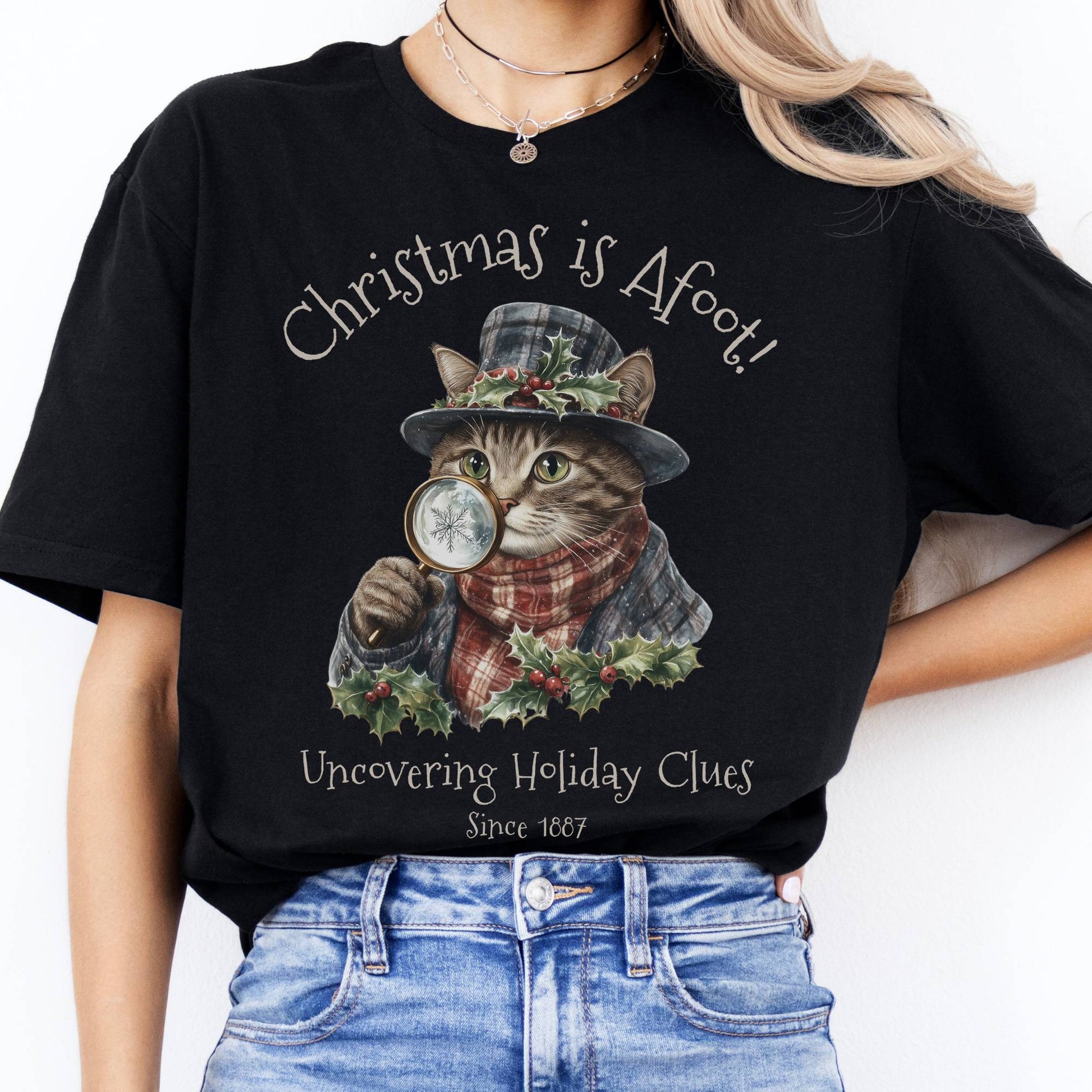 T-Shirt Christmas is Afoot! Sherlock Holmes Christmas T-Shirt The Mystic Eden