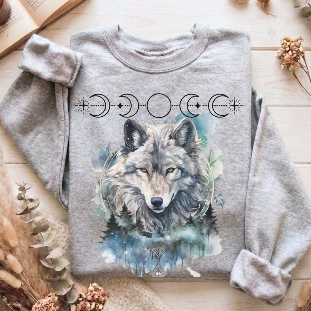 Sweatshirt Moonlit Wolf Sweatshirt The Mystic Eden