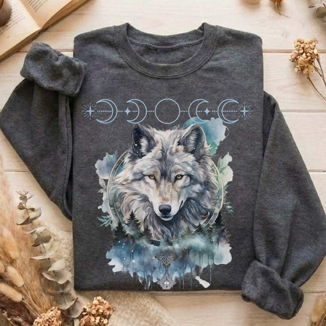 Sweatshirt Moonlit Wolf Sweatshirt The Mystic Eden