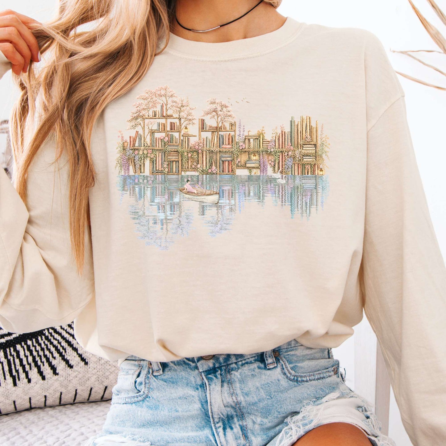 Long-sleeve Ivory / S The Floating Library Long Sleeve The Mystic Eden