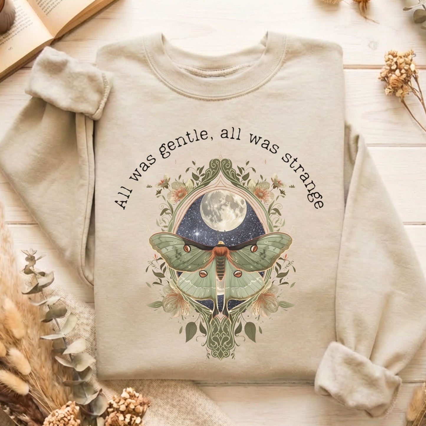 Sweatshirt Sand / S Design 267 Crewneck Sweatshirt The Mystic Eden