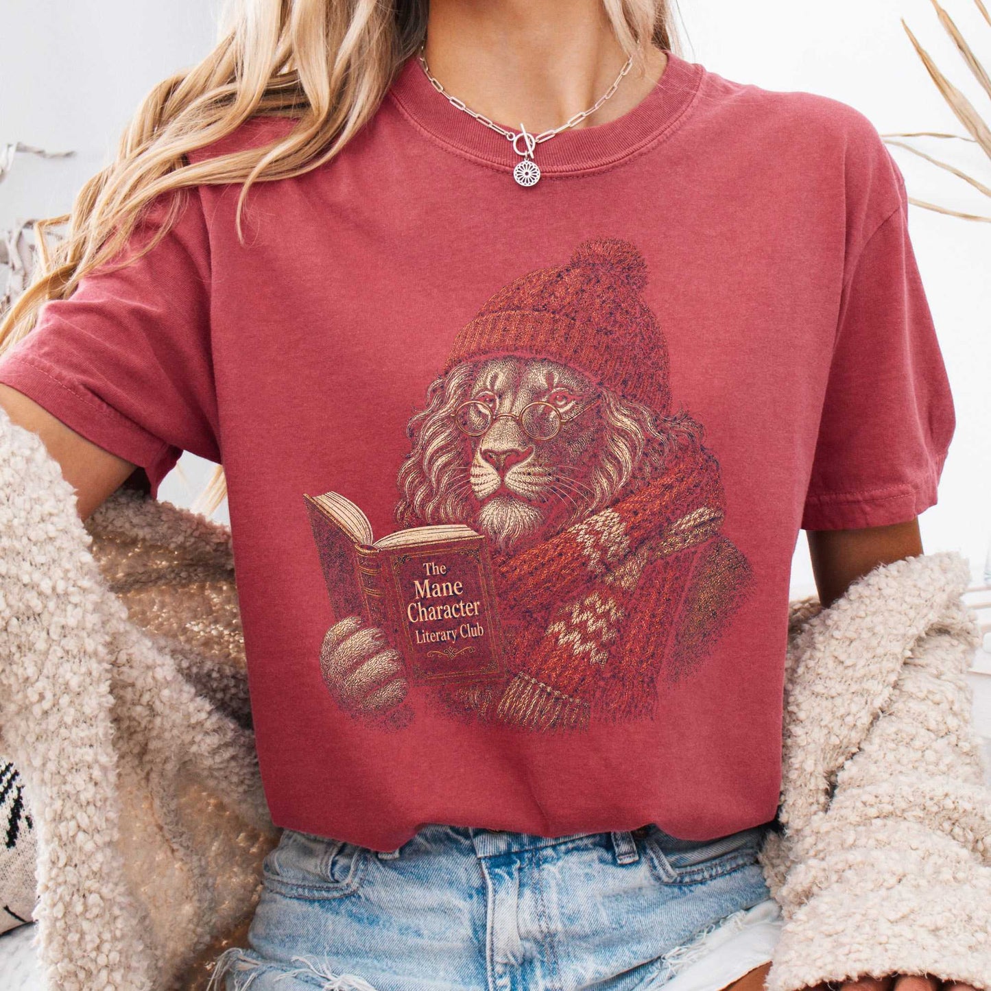 T-Shirt Crimson / S The Mane Character Literary Club Lion T-Shirt The Mystic Eden