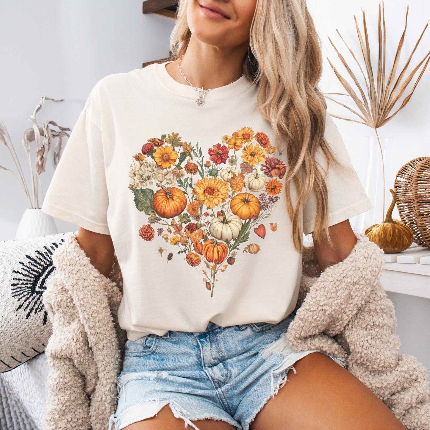 Vintage fall floral pumpkin heart tee