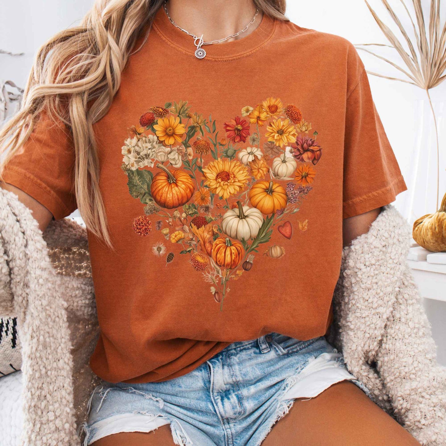 Vintage fall floral pumpkin heart tee