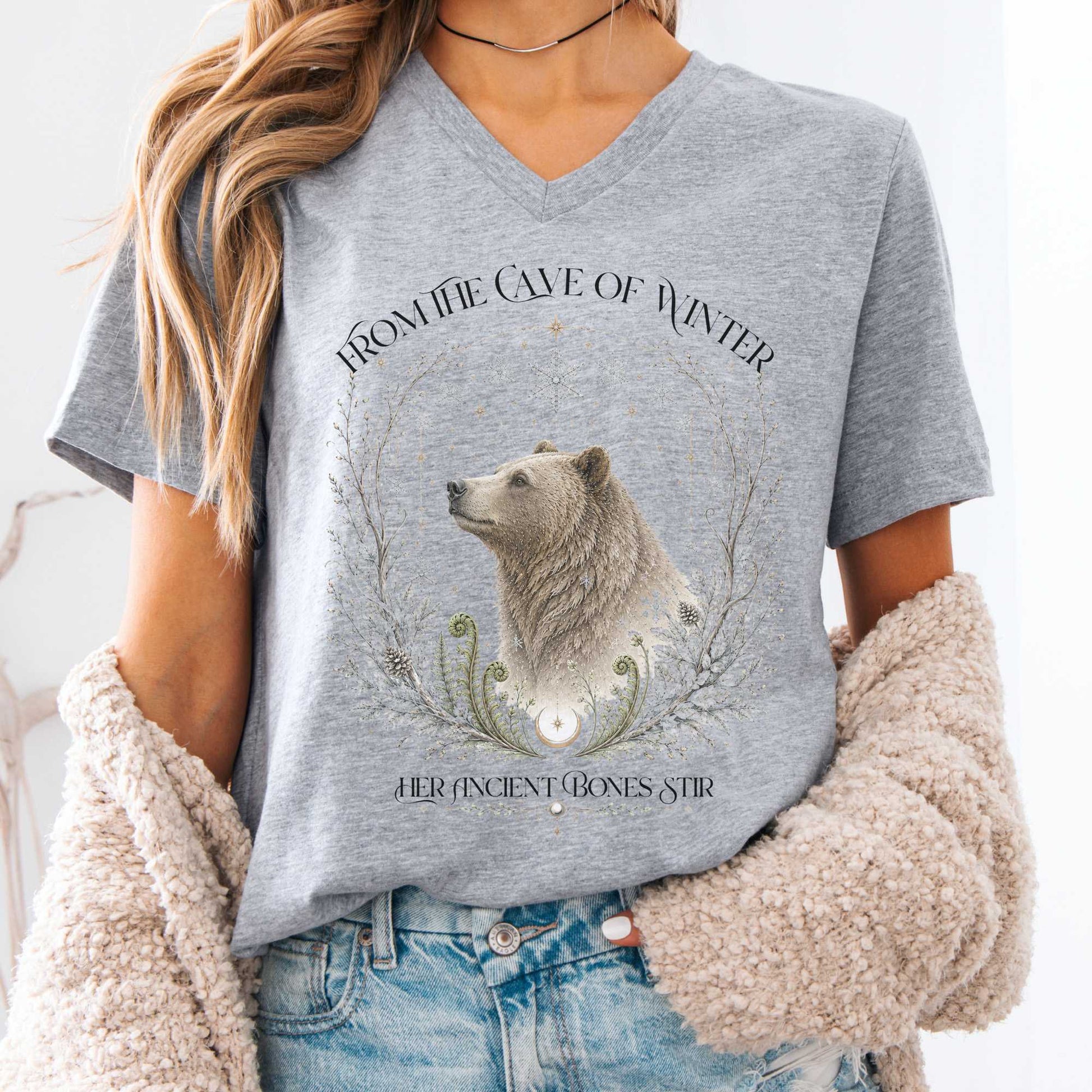 V-neck Athletic Heather / S Design 319 V-Neck The Mystic Eden