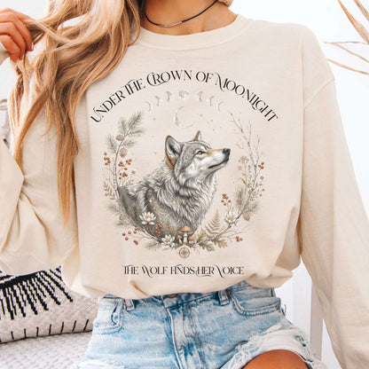 Long-sleeve Ivory / S Under the Crown of Moonlight Wolf Long Sleeve The Mystic Eden