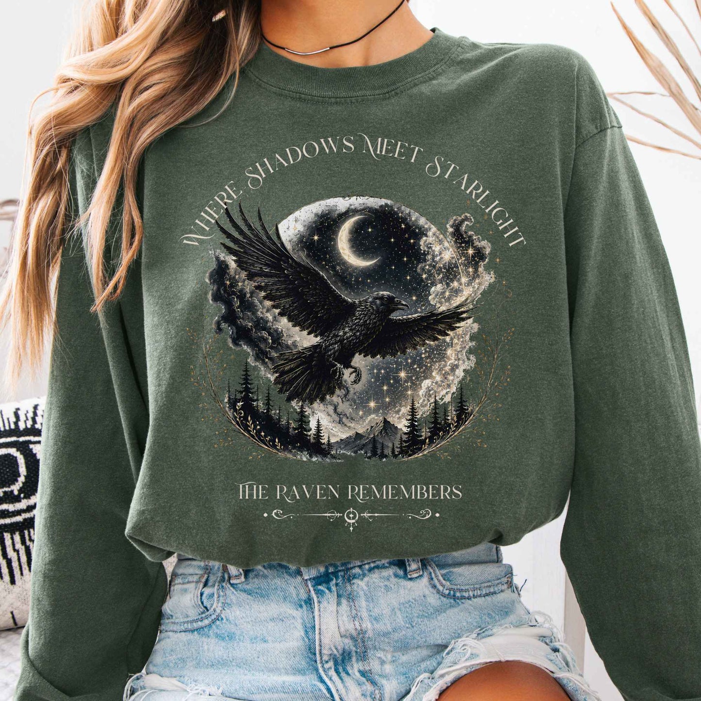 Long-sleeve Hemp / S Where Shadows Meet Starlight Raven Long Sleeve The Mystic Eden