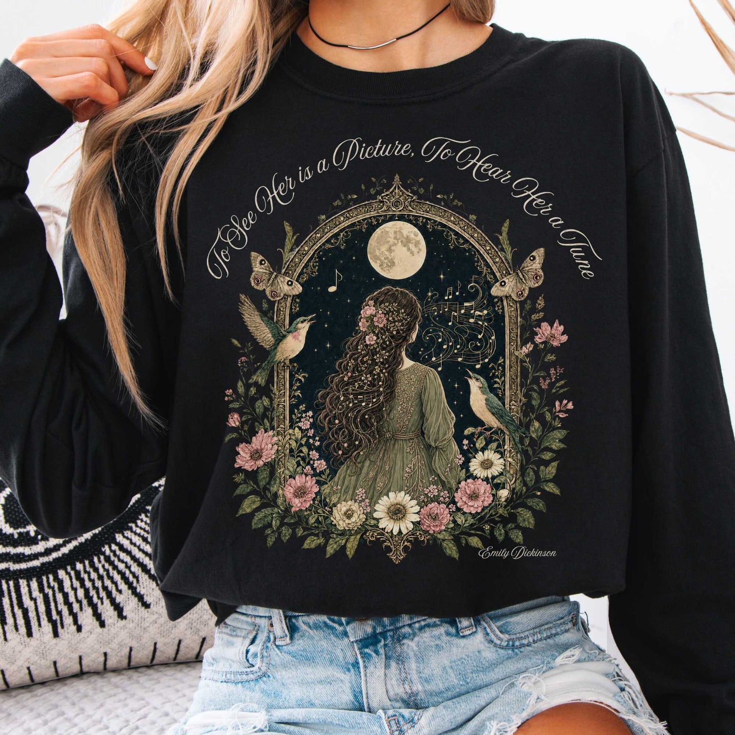 Long-sleeve Black / S To See Her Is a Picture, To Hear Her a Tune Dickinson Long Sleeve The Mystic Eden