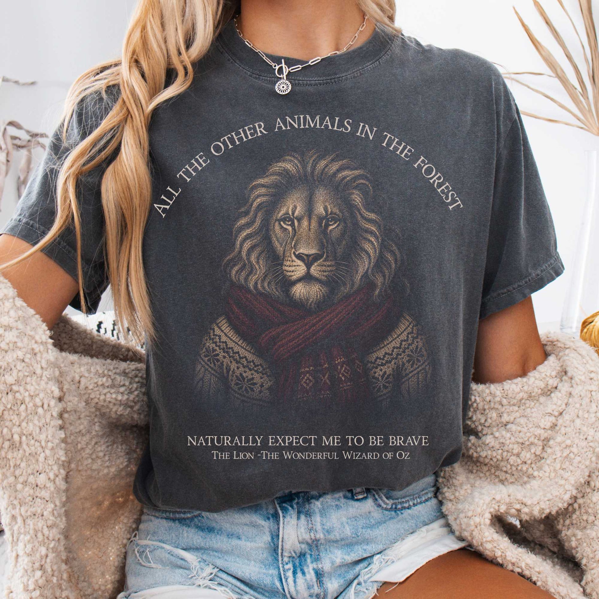 T-Shirt Pepper / S All the Other Animals in the Forest Lion Oz T-Shirt The Mystic Eden