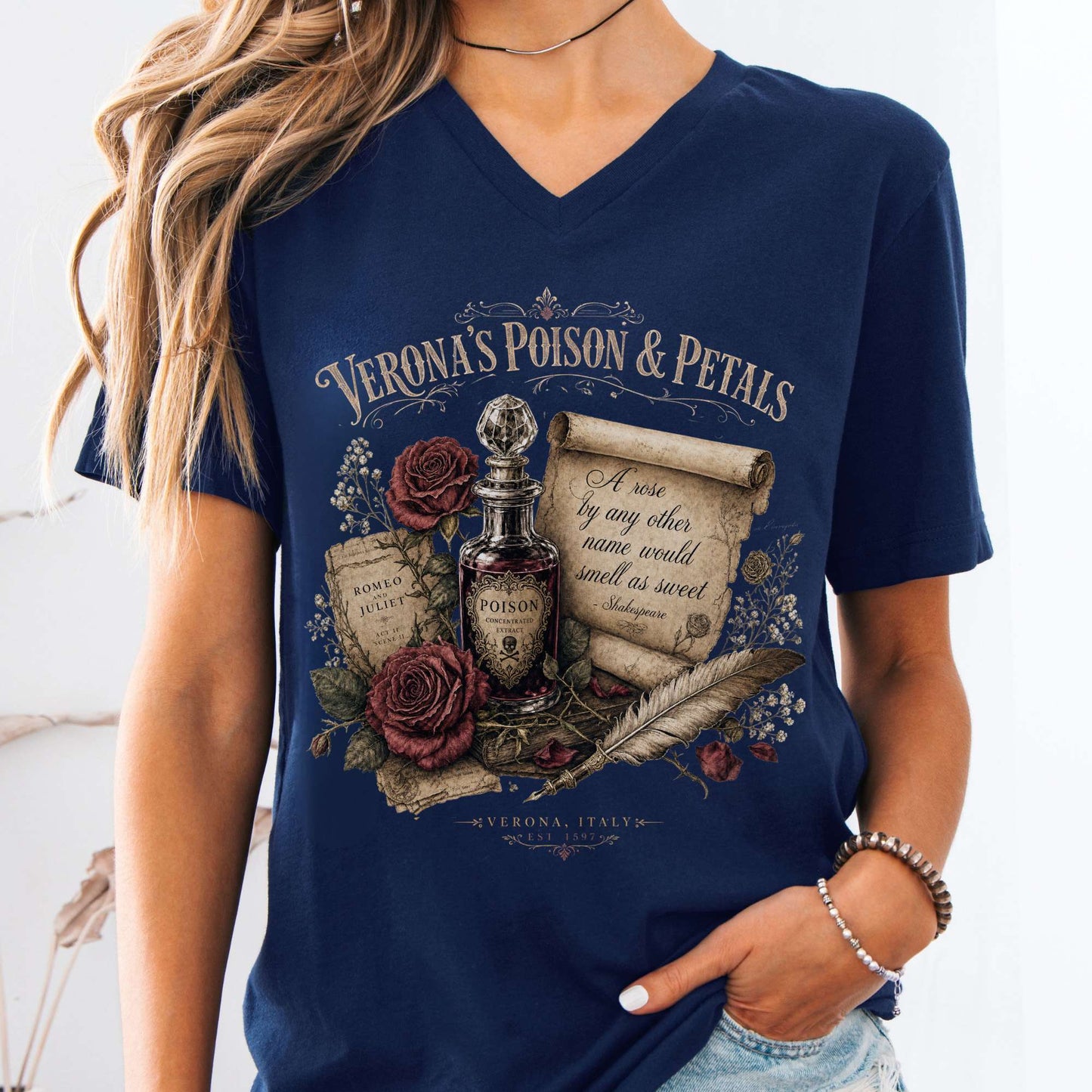 V-neck Navy / S Shakespeare's Verona's Poison & Petals Romeo & Juliet V-Neck The Mystic Eden