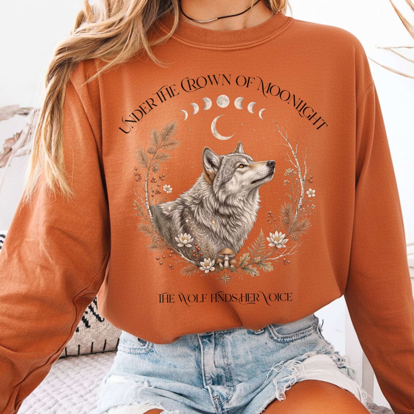 Long-sleeve Yam / S Under the Crown of Moonlight Wolf Long Sleeve The Mystic Eden