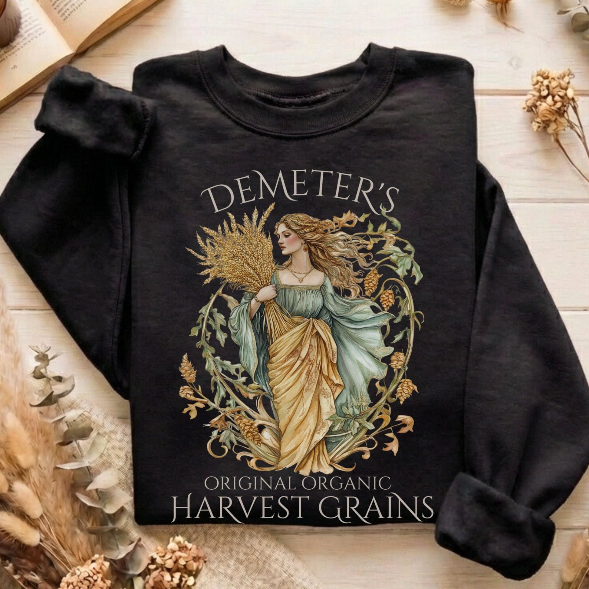 Sweatshirt Black / S Design 105 Sweatshirt The Mystic Eden