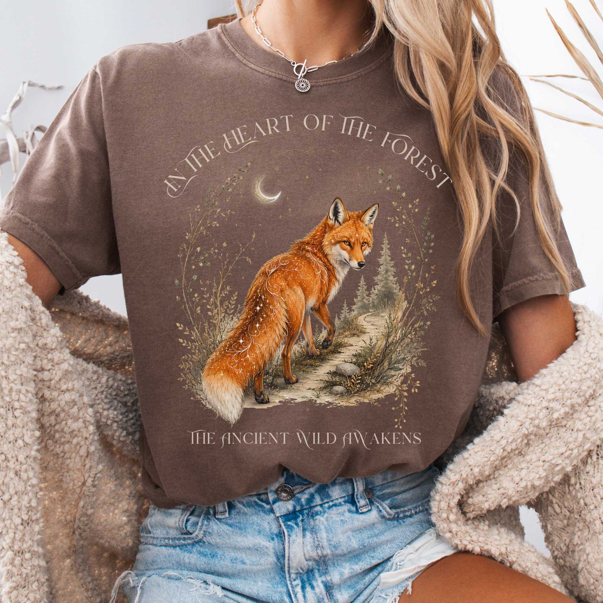 T-Shirt Espresso / S In the Heart of the Forest The Ancient Wild Awakens Fox T-Shirt The Mystic Eden