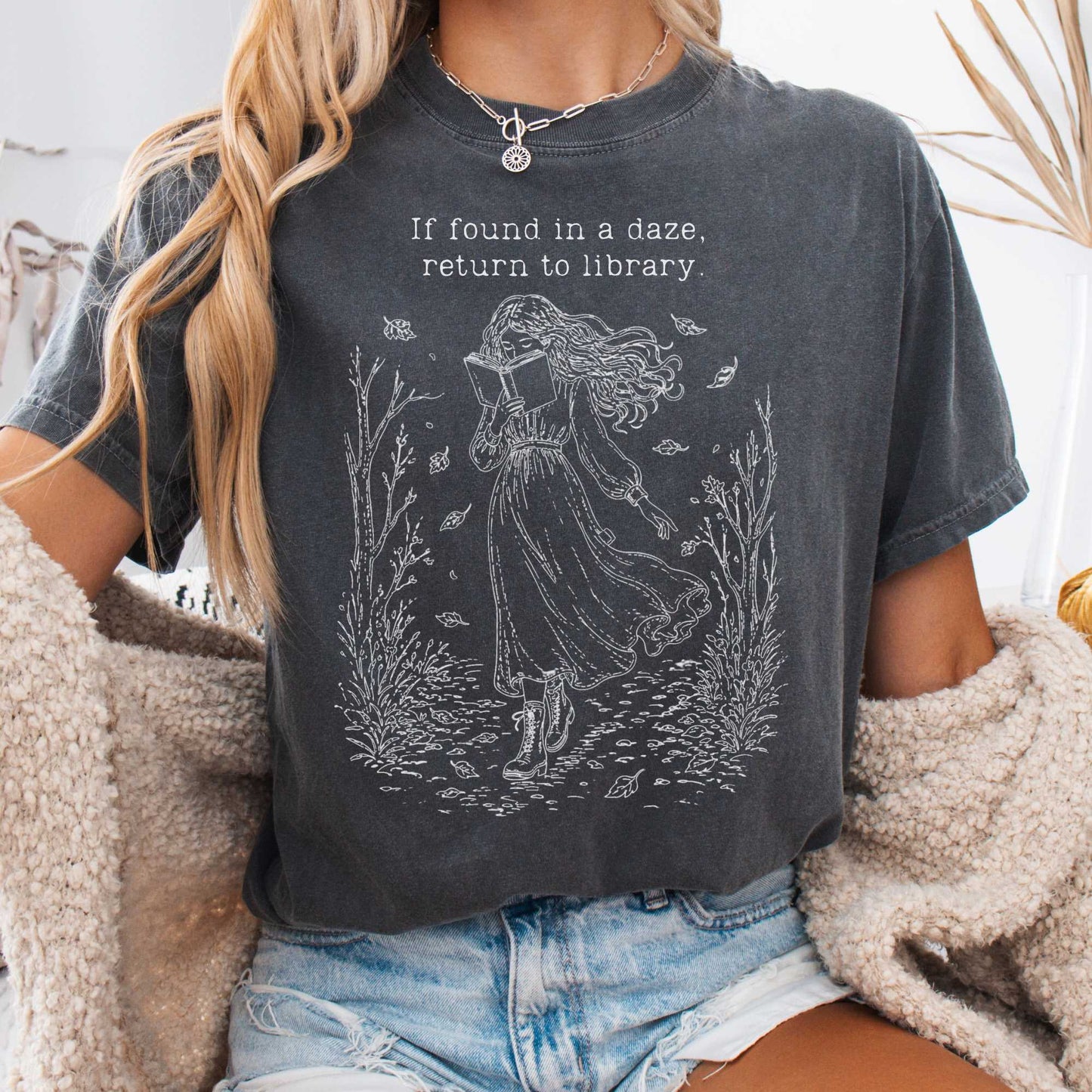 T-Shirt Pepper / S If Found in a Daze, Return to Library T-Shirt The Mystic Eden