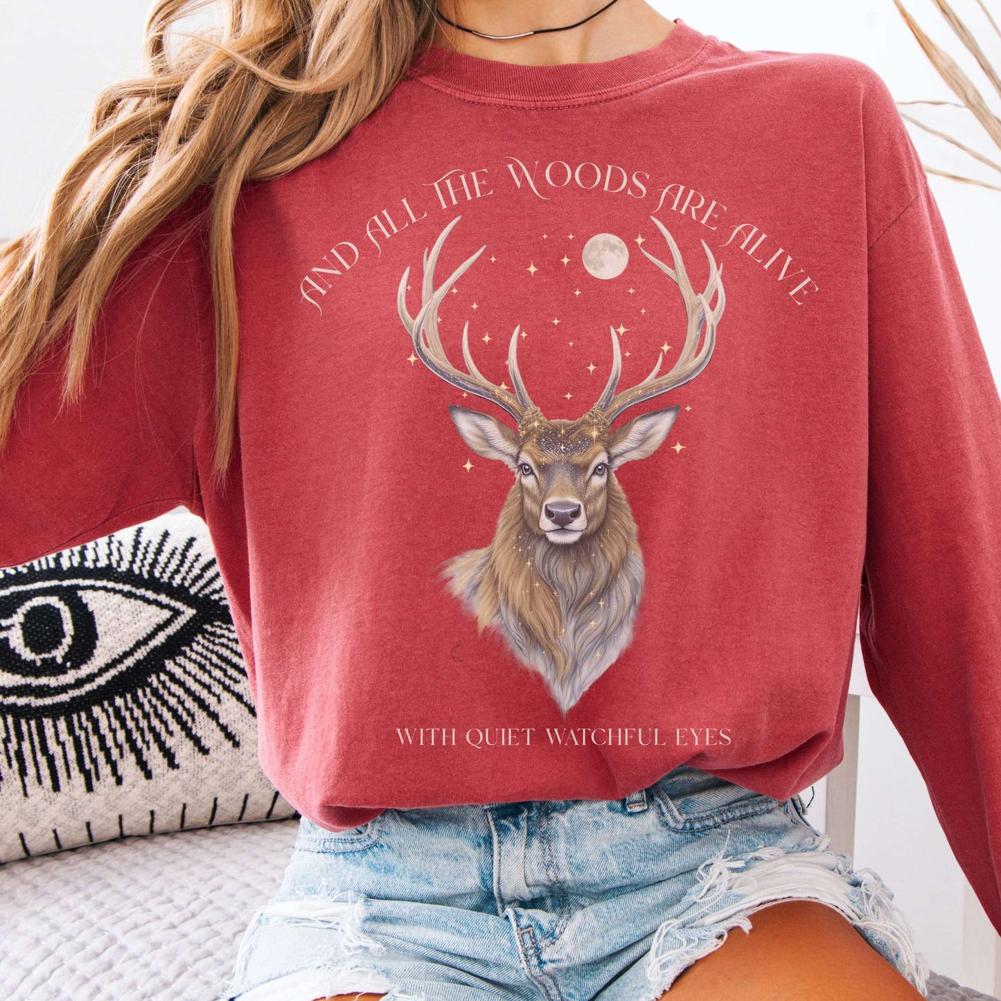 Long-sleeve Crimson / S All the Woods Are Alive With Watchful Eyes Walter de la Mare Tee The Mystic Eden