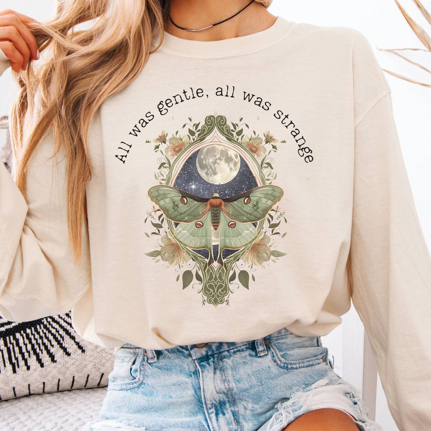 Long-sleeve Ivory / S All Was Gentle All Was Strange Edgar Allan Poe Long Sleeve The Mystic Eden