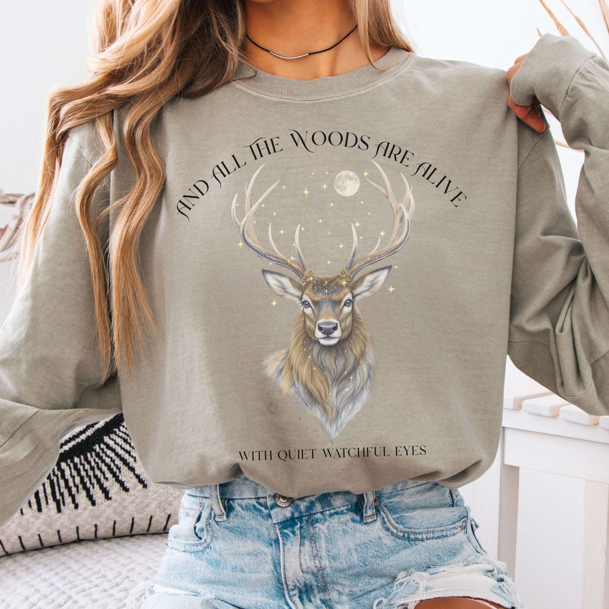 Long-sleeve Sandstone / S All the Woods Are Alive With Watchful Eyes Walter de la Mare Tee The Mystic Eden