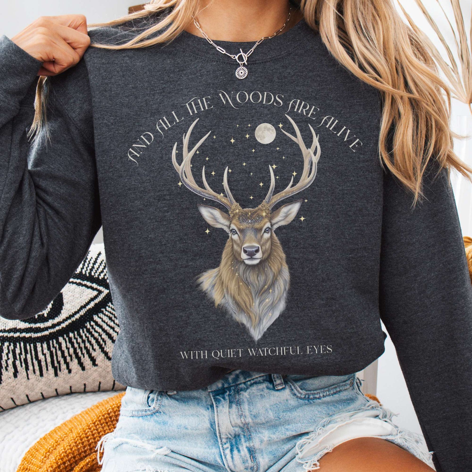 Sweatshirt All the Woods Are Alive With Watchful Eyes Walter de la Mare Sweatshirt The Mystic Eden