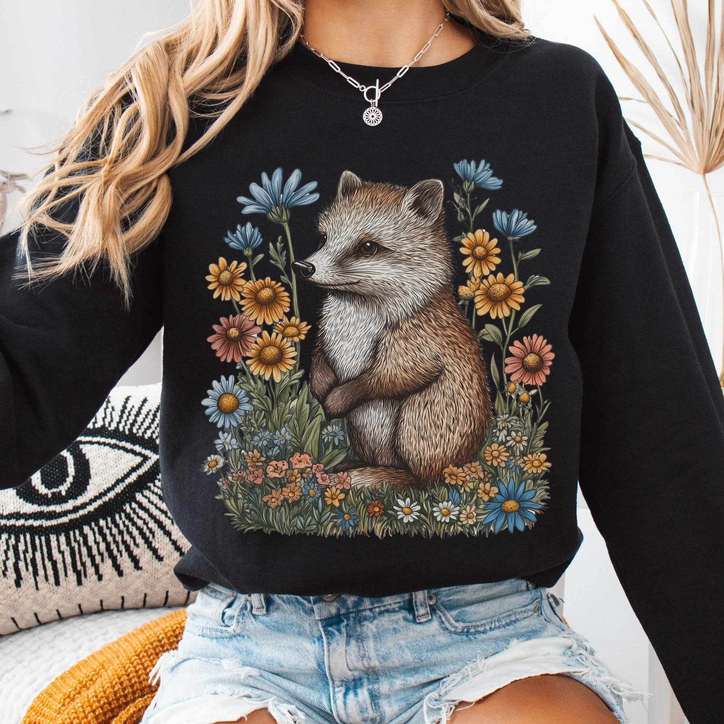 Sweatshirt Black / S Vintage Line Art Hedgehog Cottagecore Sweatshirt The Mystic Eden