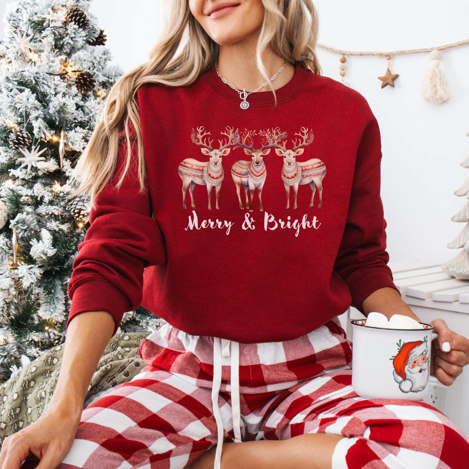 Sweatshirt Cardinal Red / S Merry and Bright Christmas Sweatshirt The Mystic Eden
