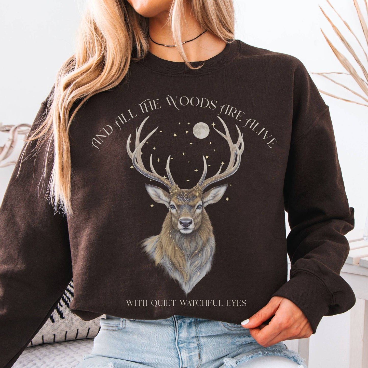 Sweatshirt Dark Chocolate / S All the Woods Are Alive With Watchful Eyes Walter de la Mare Sweatshirt The Mystic Eden