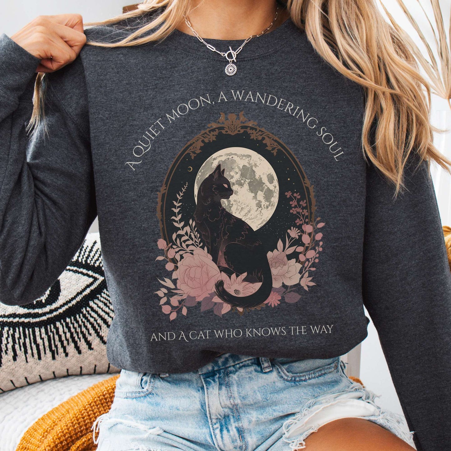 Sweatshirt Dark Heather / S The Cat Who Knows the Way Poetry Sweatshirt The Mystic Eden