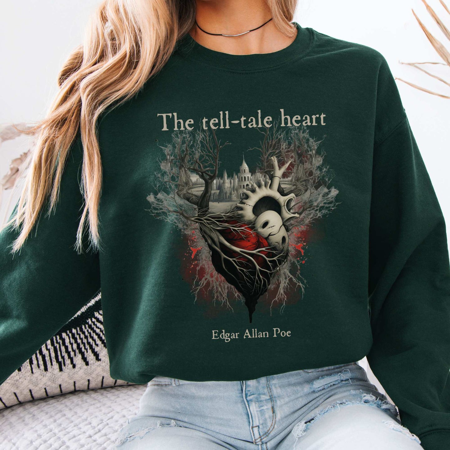 Sweatshirt Forest Green / S Edgar Allan Poe The Tell Tale Heart Sweatshirt The Mystic Eden