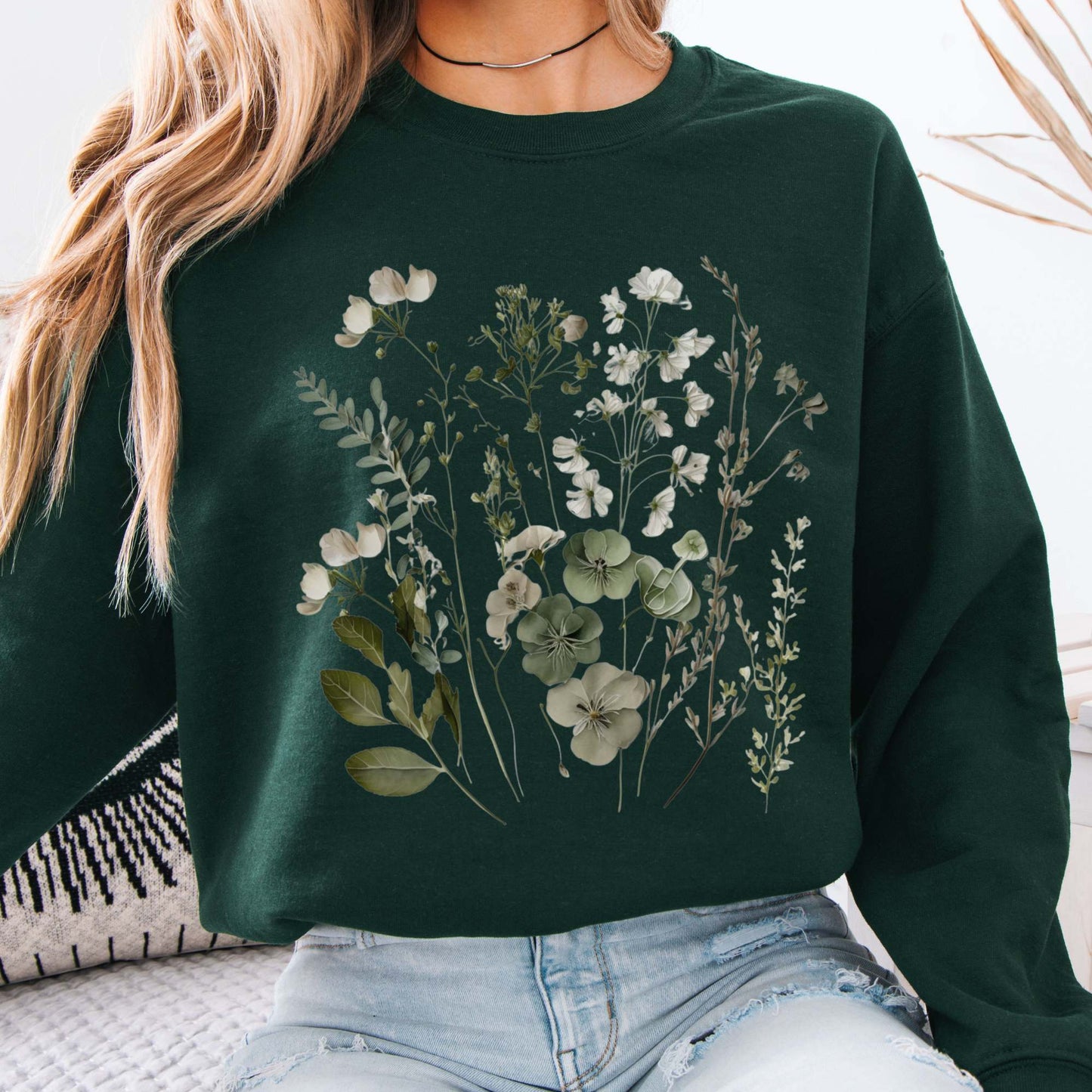 Sweatshirt Forest Green / S Sage and White Wildflower  Sweatshirt The Mystic Eden