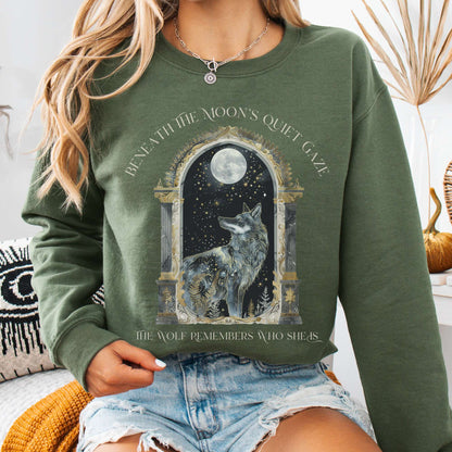 Sweatshirt Military Green / S Beneath The Moon The Wolf Remembers Who She Is Sweatshirt The Mystic Eden