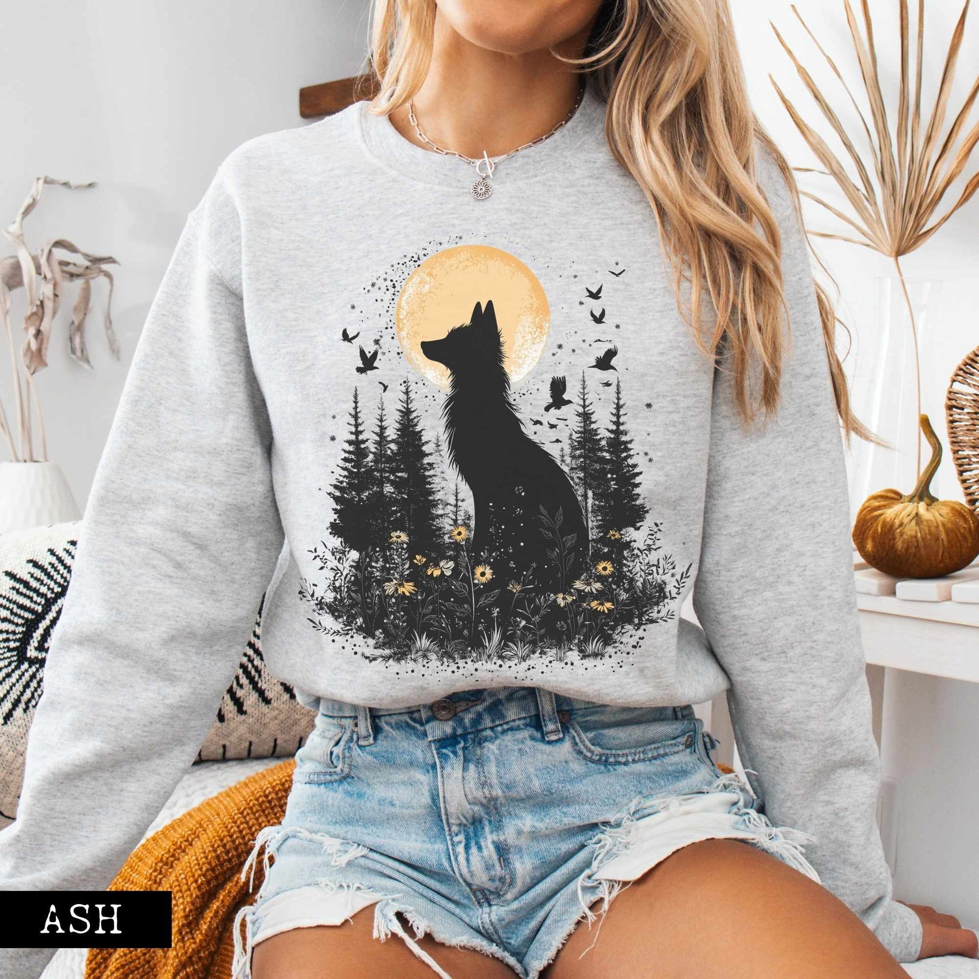 Sweatshirt Mystical Fox Under Yellow Moon Sweatshirt The Mystic Eden