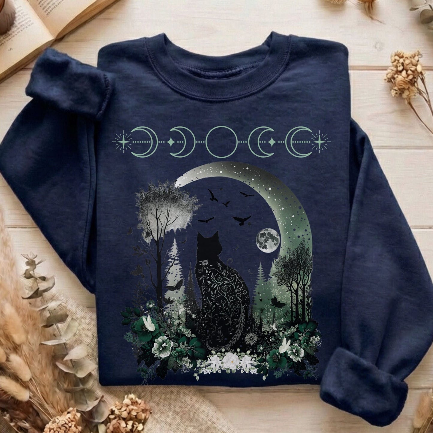 Sweatshirt Navy / S Design 21 Sweatshirt The Mystic Eden