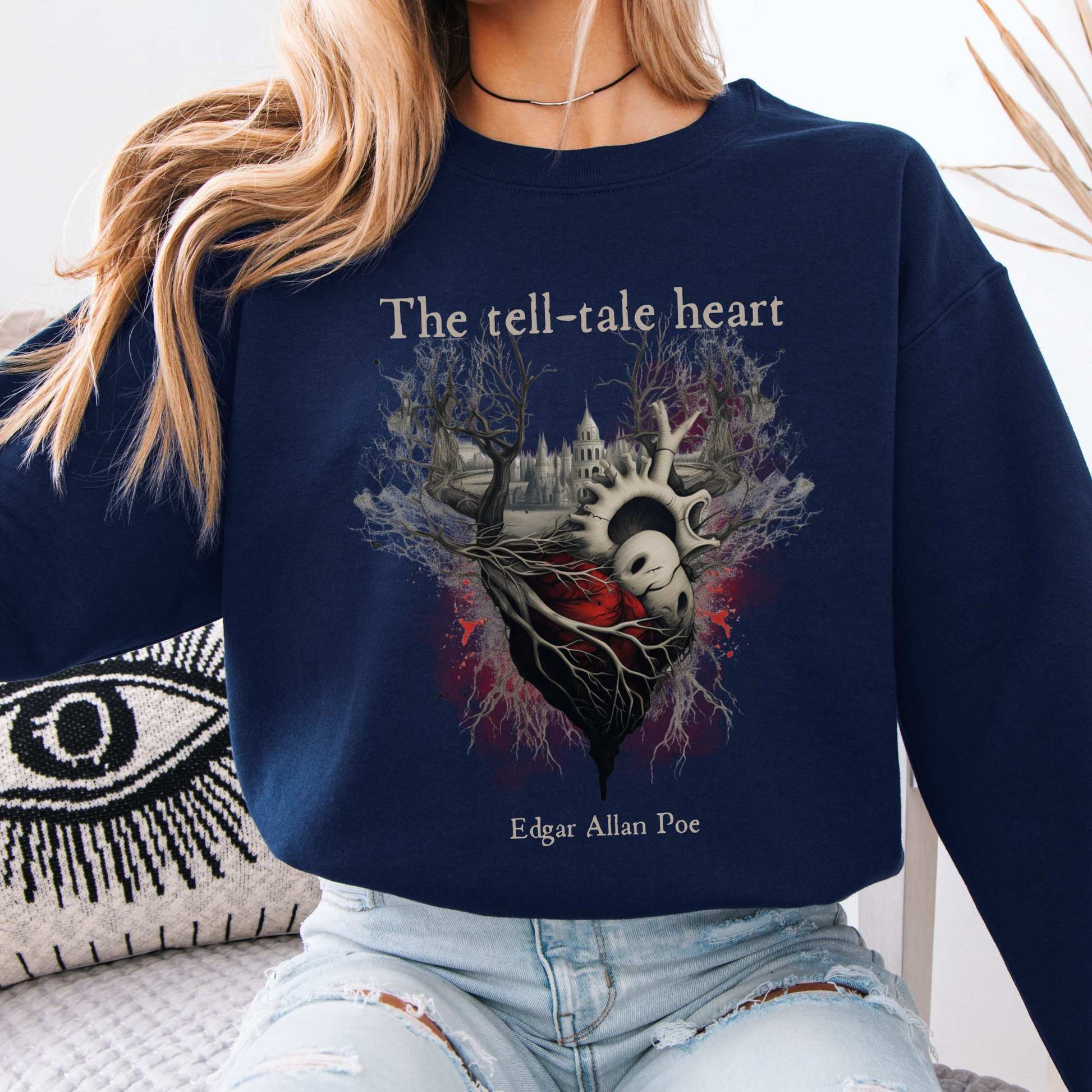 Sweatshirt Navy / S Edgar Allan Poe The Tell Tale Heart Sweatshirt The Mystic Eden