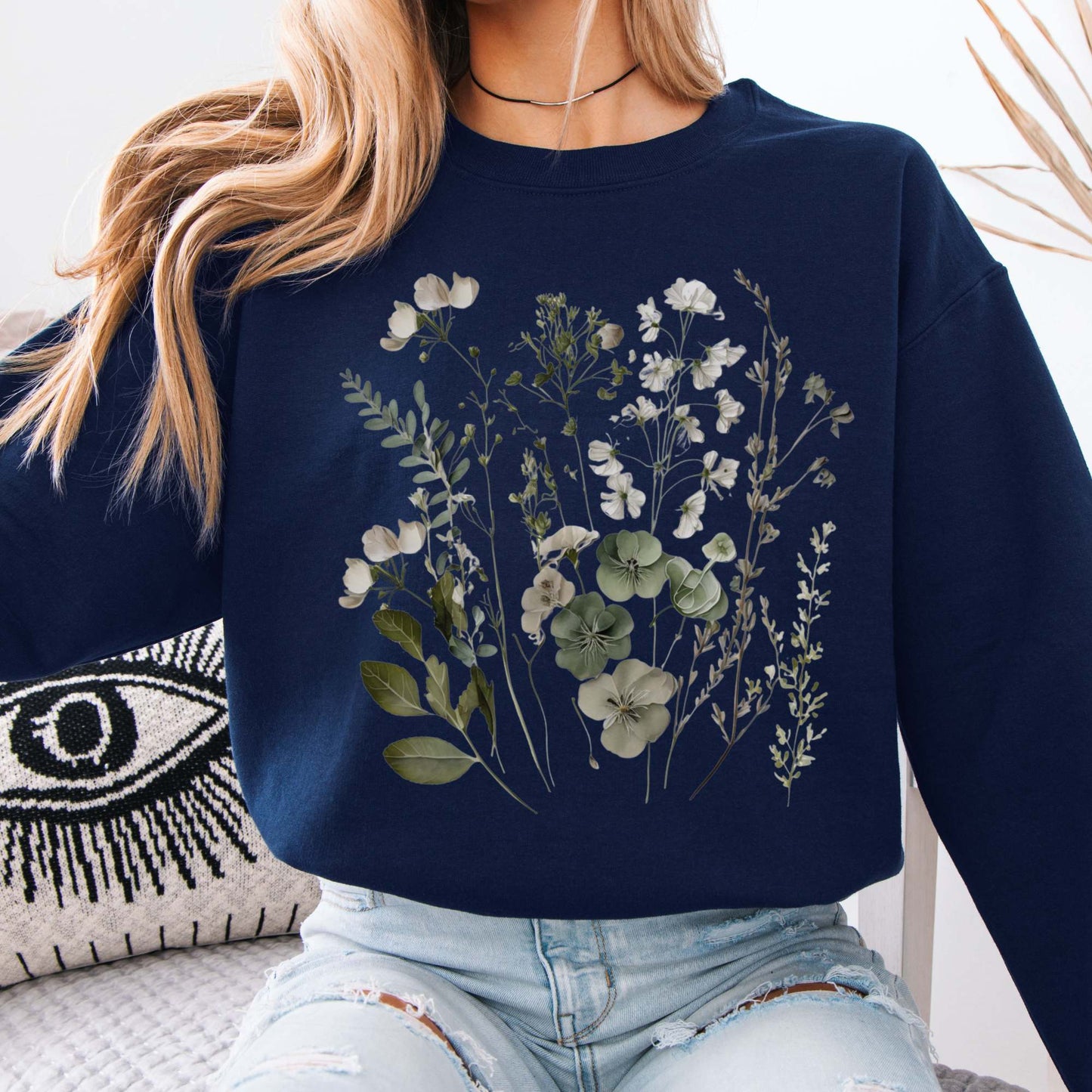 Sweatshirt Navy / S Sage and White Wildflower  Sweatshirt The Mystic Eden