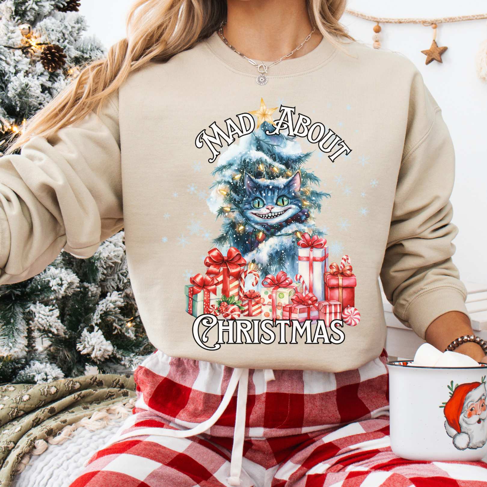 Sweatshirt Sand / S Cheshire Cat Mad About Christmas Sweatshirt The Mystic Eden