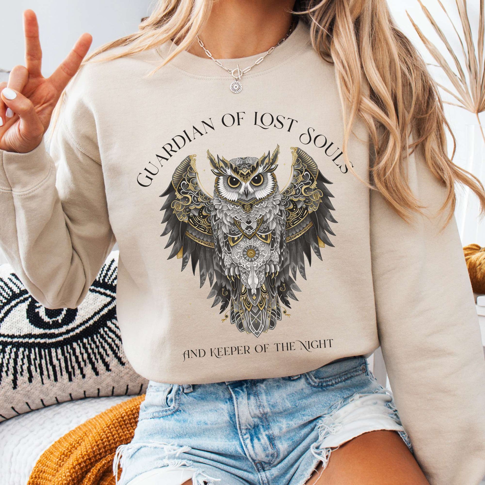Sweatshirt Sand / S Guardian of Lost Souls Mythic Owl Sweatshirt The Mystic Eden